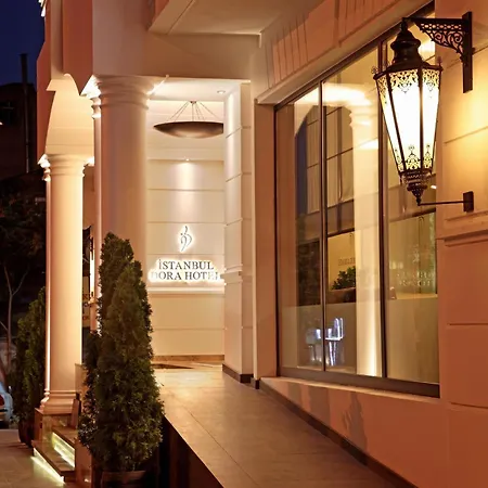 Hotel Dora