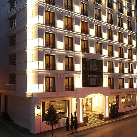 Dora Hotel