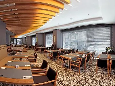 Dora Hotel