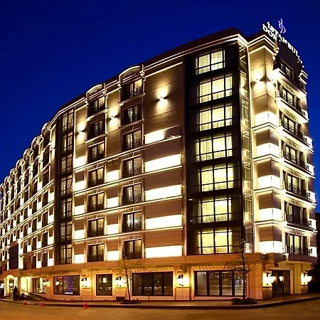Hotel Dora